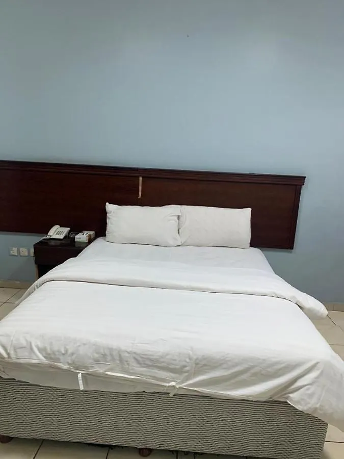Hend Plaza Hotel Medina 2*,  Saudi Arabia